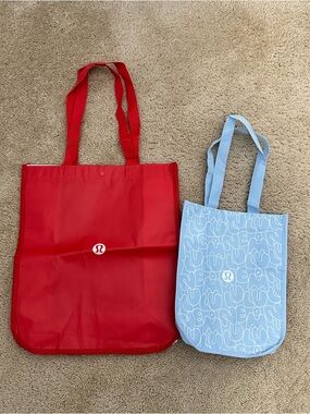 Lululemon Reuseable Shopping Tote Bags - Lot of 2 - Large & Small EUC